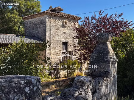 maison 8 pièces 209 m²