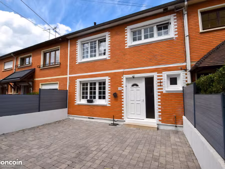 joli pavillon de 89m²