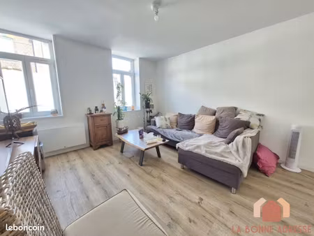 appartement 2 pièces 64 m²
