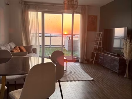 appartement t4- 90m2- 60m2 terrasse