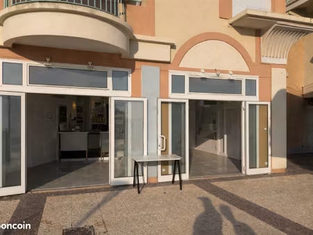 vente local commercial - port de frejus