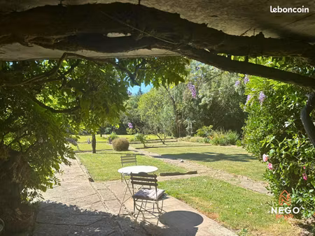 propriété 9 pièces 200 m²