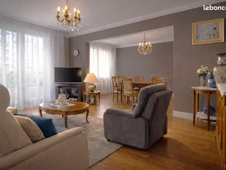 appartement 3 pièces 92 m²