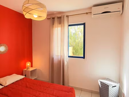 vends t3 proche centre ville de st denis