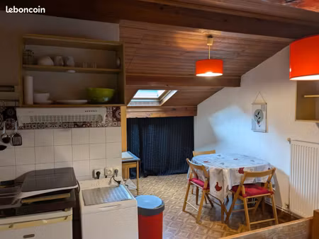eybens - studio cosy style chalet – calme  clim et parking gratuit