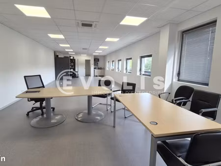 bureaux 132 m²