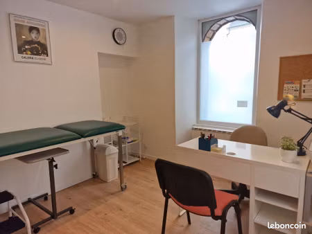 local/cabinet entièrement meublé à louer aux professionnels de santé durée courte possible