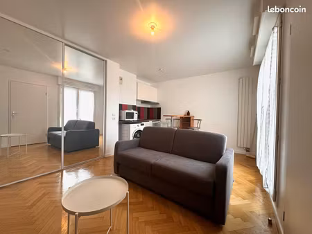 studio 1 pièce 24 m²