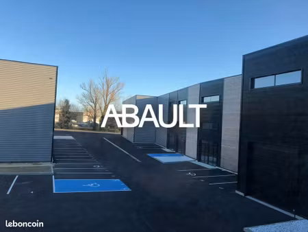 local d'activite 886 m² bouloc