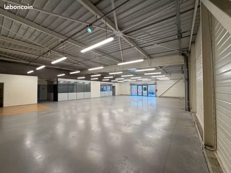a louer route de witry les reims  cellule commerciale de 450 m2