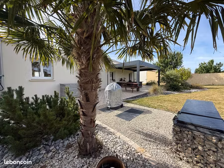 maison 6 pièces 109 m²