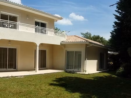 maison 4 chambres au port de taussat plage a pied