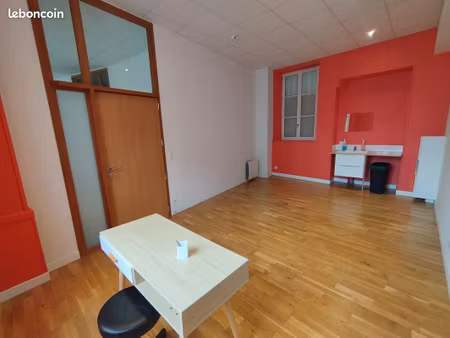 location bureau / salle professionnelle