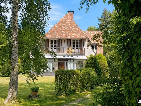 propriété 7 pièces 230 m²