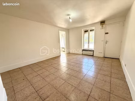 appartement 1 pièce 30 m²