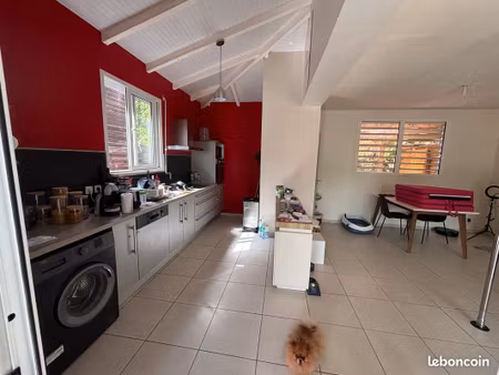 agreable appartement meuble 2 chambres + jardin au gosier