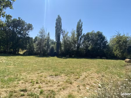 terrain 520 m² créon