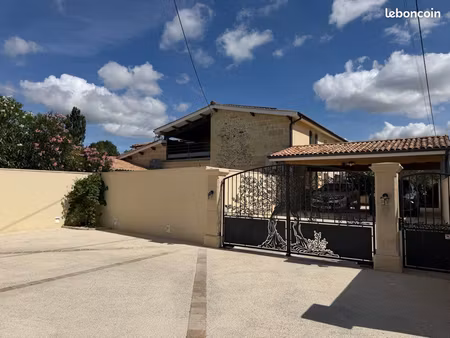 location villa de 314 m2