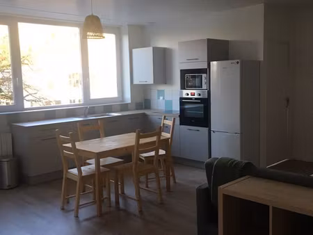 appartement 3 pièces 54 m² meublé