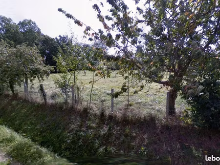 terrain à bâtir de 330 m² à l'hermitage (35)