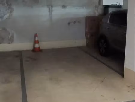 location parking sous-terrain