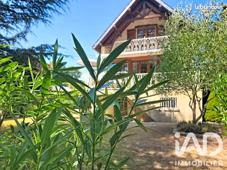 maison 5 pièces 140 m²
