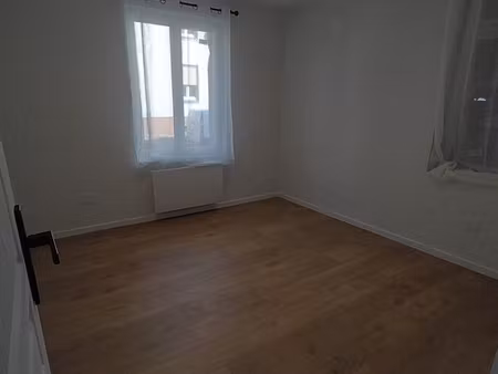 t2 vieux shilik entierment renové