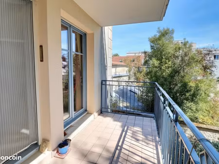 appartement 5 pièces 127 m²