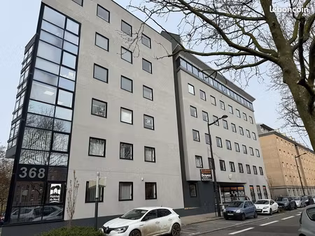 bureaux 180 m²