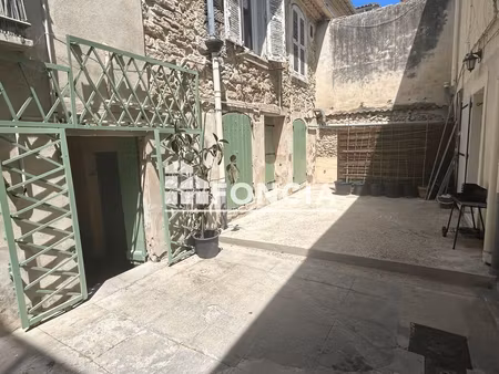 nîmes – immeuble de rapport au cœur du centre-ville