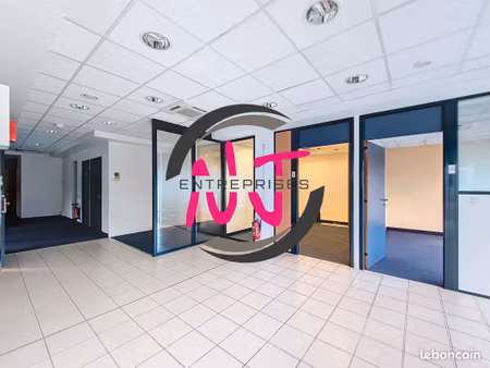 local commercial 139 m² le mans