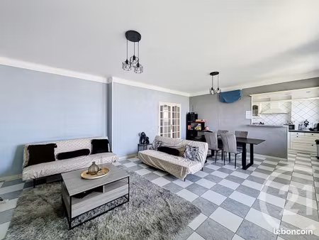 appartement 5 pièces 83 m²