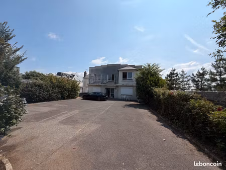 ensemble immobilier 450 m2