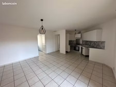 appartement 3 pièces 68 m²