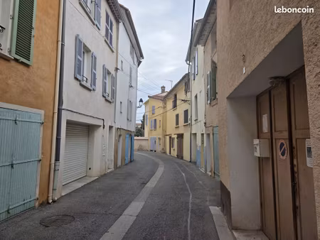 immeuble 160 m² solliès-pont