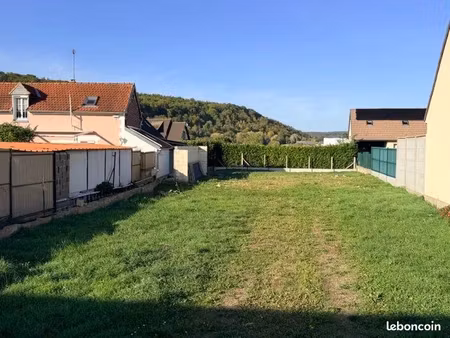 terrain 437 m² gravigny