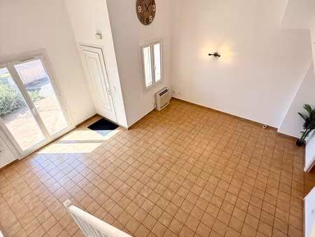 maison 90 m2 rénovée avec garage et jardin