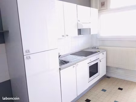 appartement + balcon + cellier montplaisir