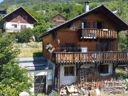 chalet 9 pièces 130 m²