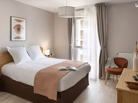 appartement 1 pièce 45 m²