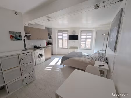 studio 1 pièce 21 m²