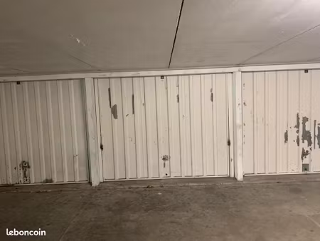 garage/box 14 m² la motte servolex