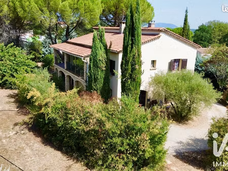 propriété 5 pièces 160 m²