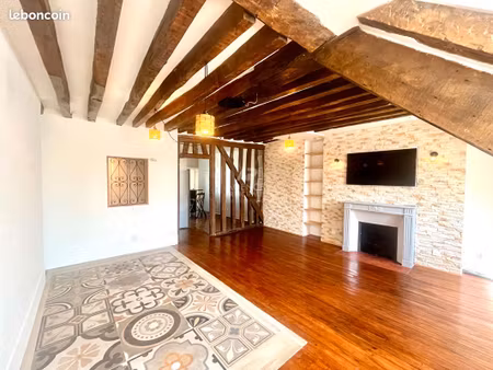appartement 3 pièces 81 m²