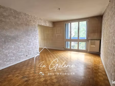 appartement 4 pièces 80 m²
