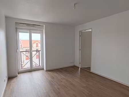 appartement t2 avec parking