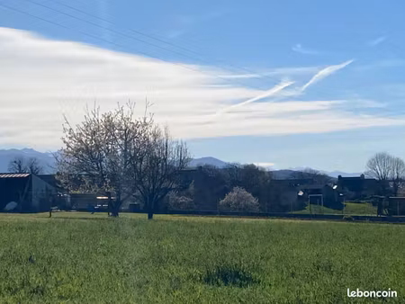 terrain 1 370 m² visker