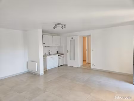 maison 4 pièces 75 m²