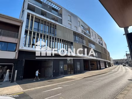 local commercial 46 m²