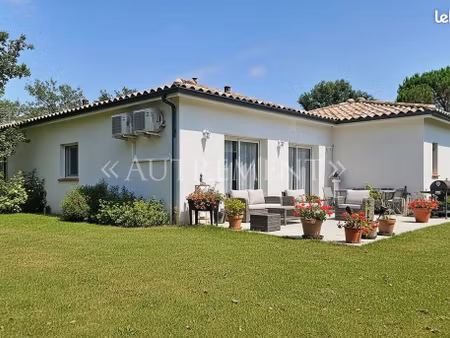 villa 5 pièces 110 m²